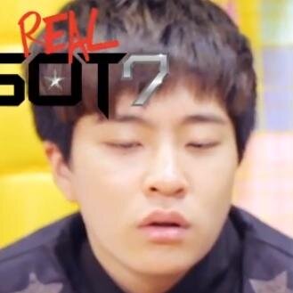 IAM HOTTEST. I GOT7 ST★RLIGHT. =]