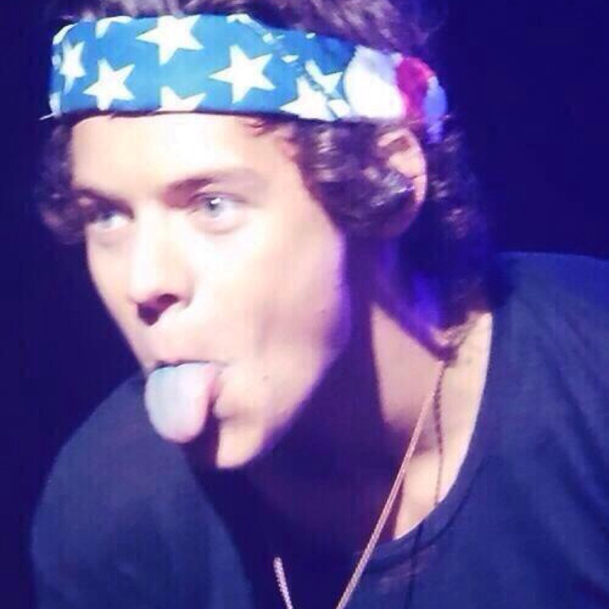 GO FOLLOW @SWITCHNARRY