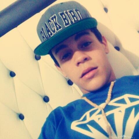 #Coriinthians õ/  -- Amo como ama o amor. Não conheço nenhuma outra razão para amar senão amar.