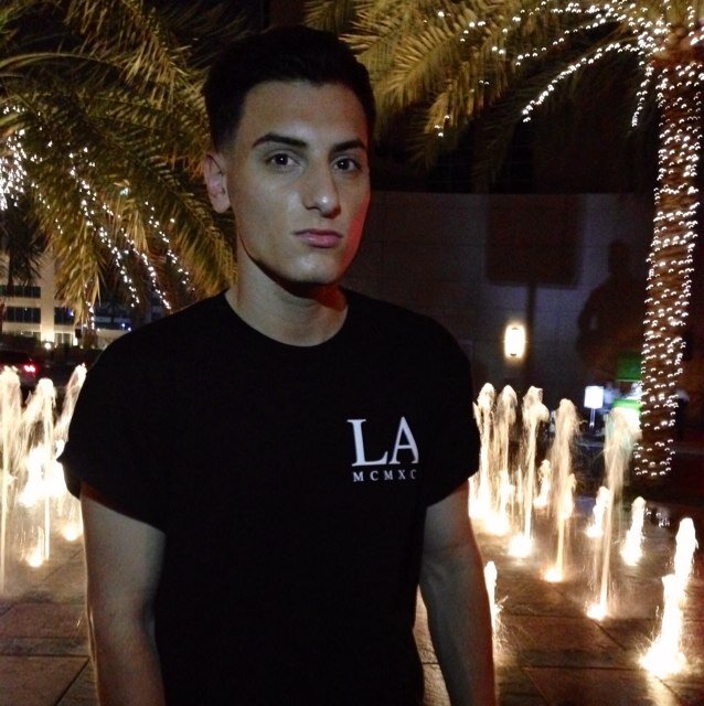 US Navy. 21. Cali. EDM. Narcissistic and stupid.