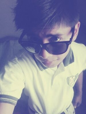 sigueme i te sigo i si yo te sigo seguime ;#) amante de la musica i del futbool hello ammmm fuuuullll party