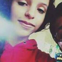 Okay. Bom Me Chamo Mel, Tenho 14 anos, sou apaixonada por Pizza, e Tenho Uma Queda Por Michael Clifford 3