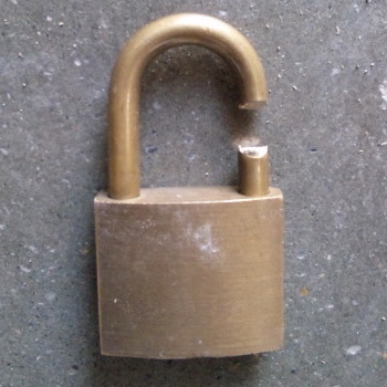 stolen_bikes's profile picture. 大事な自転車が盗まれた!そんなときはすぐに@stolen_bikes宛につぶやいて下さい。情報を共有し、早期解決を目指しましょう。