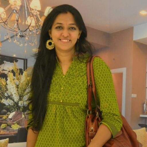 Mother - Wife - Daughter. Trying to balance some work, play, cooking, crafting, reading, blogging in everyday life!