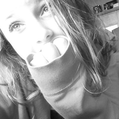 beautybysahara_'s profile picture. ~Hi~Sahara is my name, beauty and fashion is my game~My YouTube channel is Sahara Stanley~If I get to 500 subbies I'll do a meetup in Seattle and maybe Cali☀️~