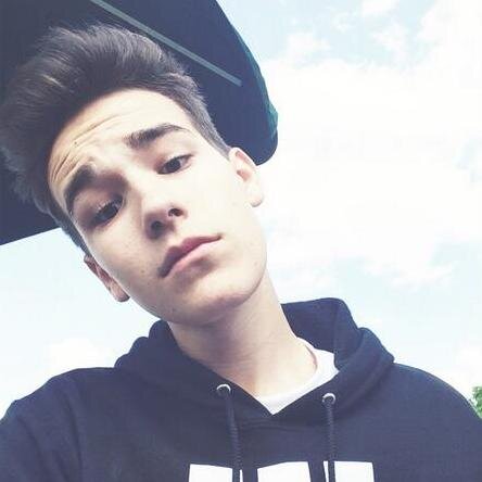 that’s just how it goes when you fall for a heartbreaker who’s heart has been broken before