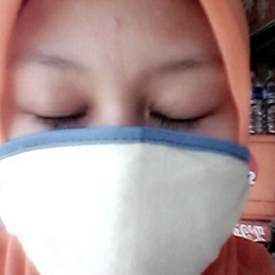 Dedewkhusnah's profile picture. Simple