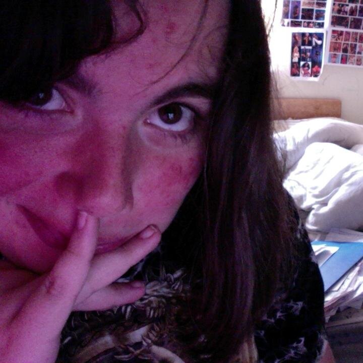 Quiet, shy but random when I want to be. Speak my mind. Budding  artist looking to make it in the Music industry. Music, xbox,  TNA and Rihanna addict.
