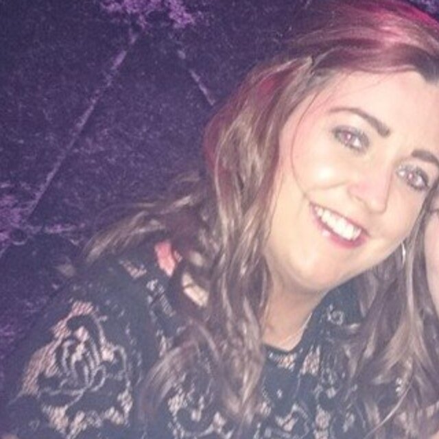 Irish Beautician. Proud mum 2 Nathaniel & Bethany, They're my world :-D I luv comedy programmes & comedians. Luv life in general!! YEO!!