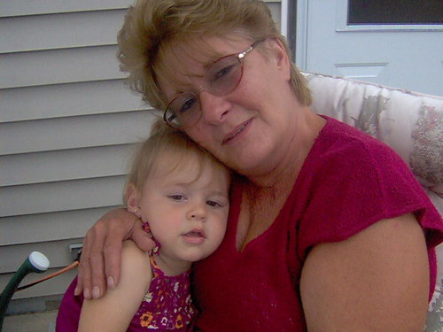 anniebugo's profile picture. im a 62 year old female , living in the the foothills  of the catskills. and i love gardening.