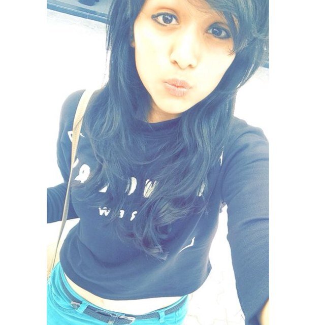 16. 
Music. Randomness. Fun. 3 
Instagram : anukriti_19