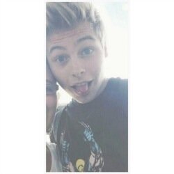 PLEASE CLICK THE LINK AND TWEET/DM ME PROOF FOR MORE FREE FOLLOWS