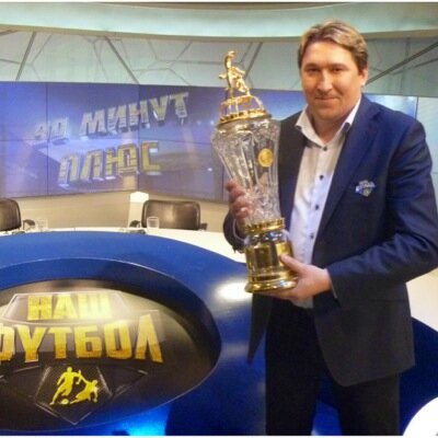 Комментатор НТВ+ , ведущий программы Свисток  .