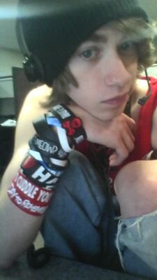 Sirpolly01's profile picture. eh ask if you wanna know