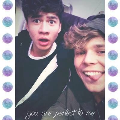 ✨✨Don't follow me! Please follow ---» @deepsstyles ✨✨ ✌️She make fback✌️ (she speaks spanish)