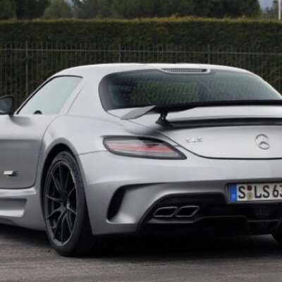 Feel free to send me your pictures of supercars for me to post.