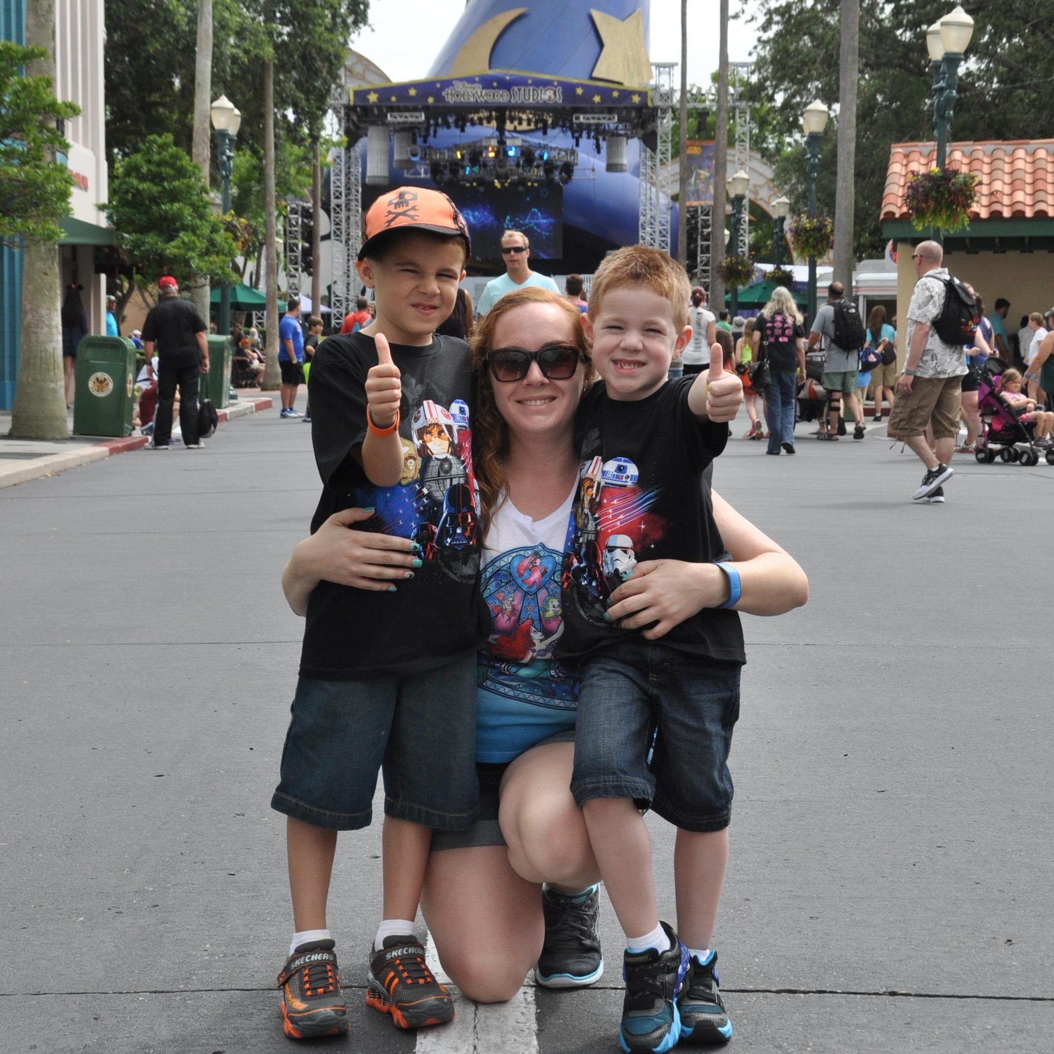 LauraG_311's profile picture. Mommy, 311 fan, and living life!