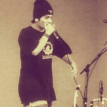 Compositor, Canta na Crew NALKIMIA vejam nossa pagina no Facebook-https://t.co/NbQlk8Wkz2