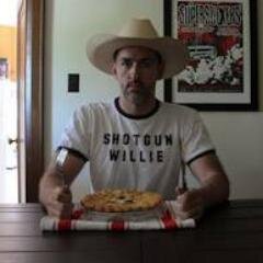 TV/digital exec working on docs, films and unscripted and scripted shows. In Toronto, of Sudbury. My friends call me Migs.