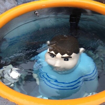 サッカー好き。酒は弱いけど大好きです。