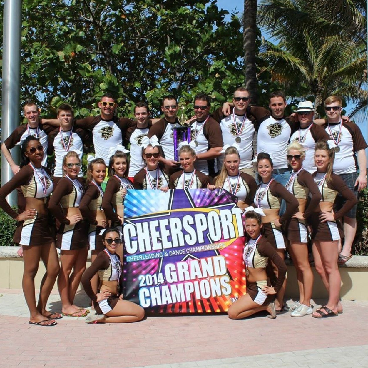 Competitive Open Level 6 Co-Ed Cheerleading #buho http://t.co/7EUPRrI1rS