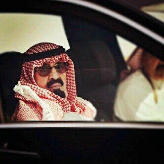 الخيال بكِ وططنّ آخر .