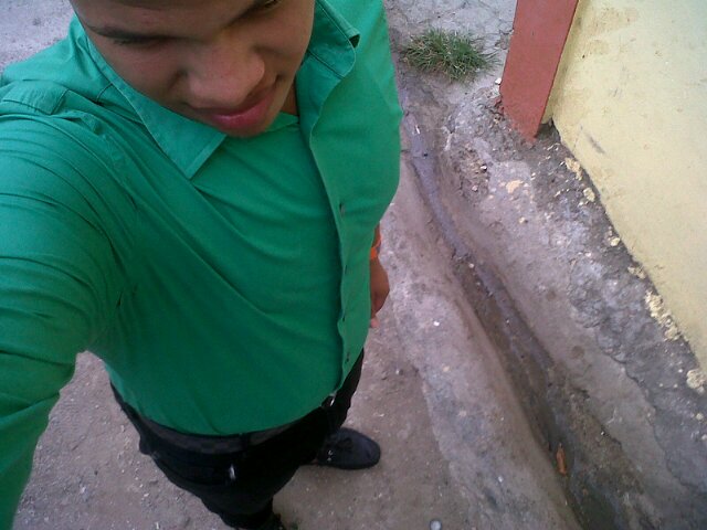 WhAtsApp:849-621-9270 pin:220CB30D
