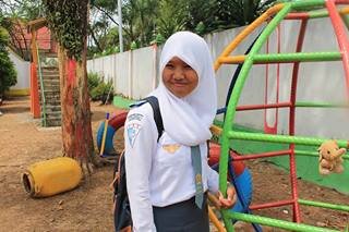 26 Juni 1998 . Sos One . SMA Negeri 2 Watampone . Mailiska