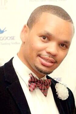 Christ follower, father & Worshipper/music minister.