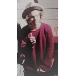 single | british | famous