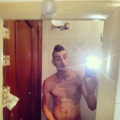 marcandoo tendendiaas !! quien quiera que me ablee :3 (658546726)