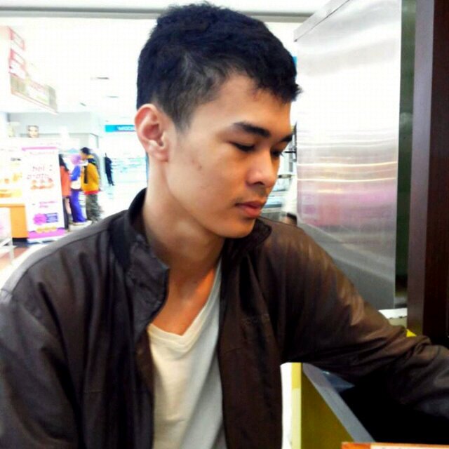 Hidup itu pilihan (´⌣`ʃƪ)