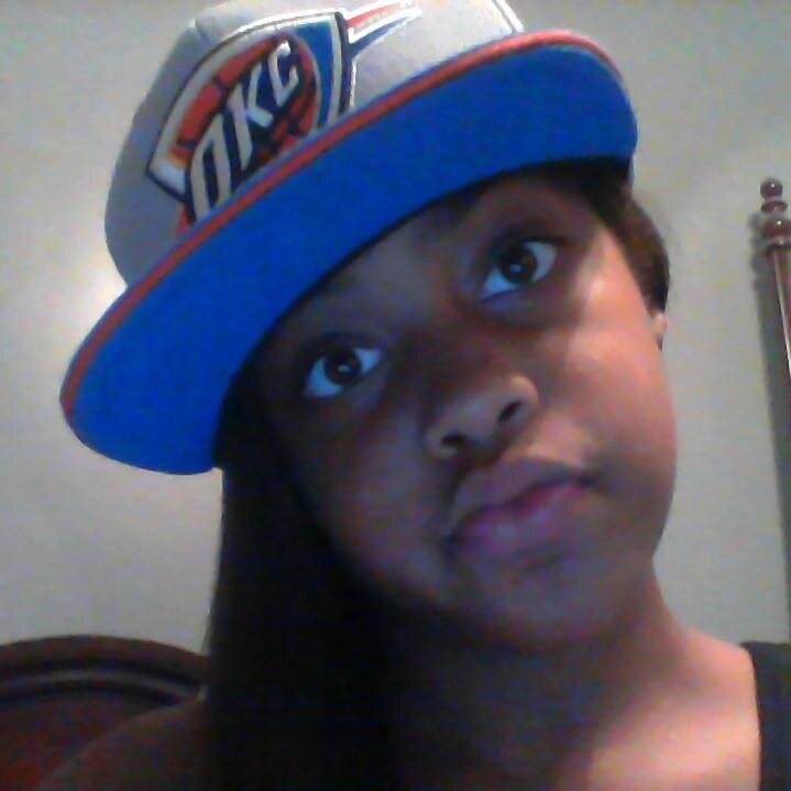IM 10 YEARS OLD AND I AM IN CONTROL IM A PRO SINGER AND BREAK DANCER SO FOLLOW ME