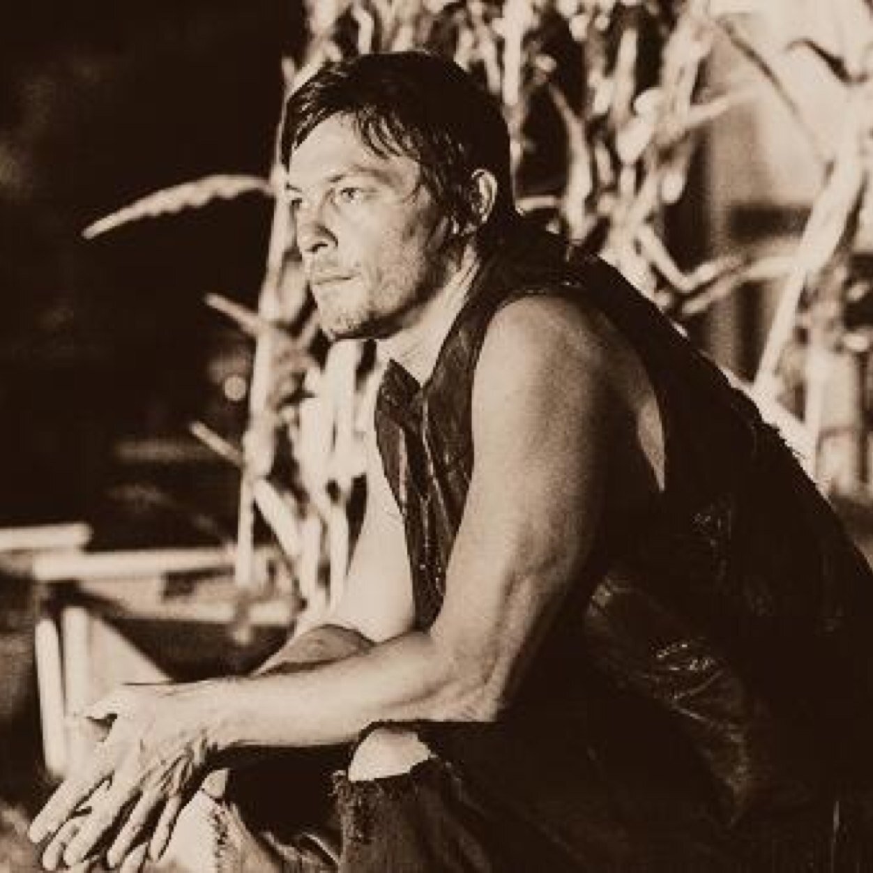 _DarylxDixon's profile picture. I'm taken by @TroubledSamurai she's all that matters to me. I'm the badass of the group. {not @wwwbigbaldhead}