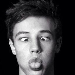I love you Cameron,Matt,Hayes,Nash,Shawn.and Taylor and all the other magcon boys❤️❤️ they always cheer me up and i cant thank them enough.☺️
