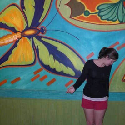 LBarone10's profile picture. Teacher. Editor. Nanny. Writer. Super klutz.