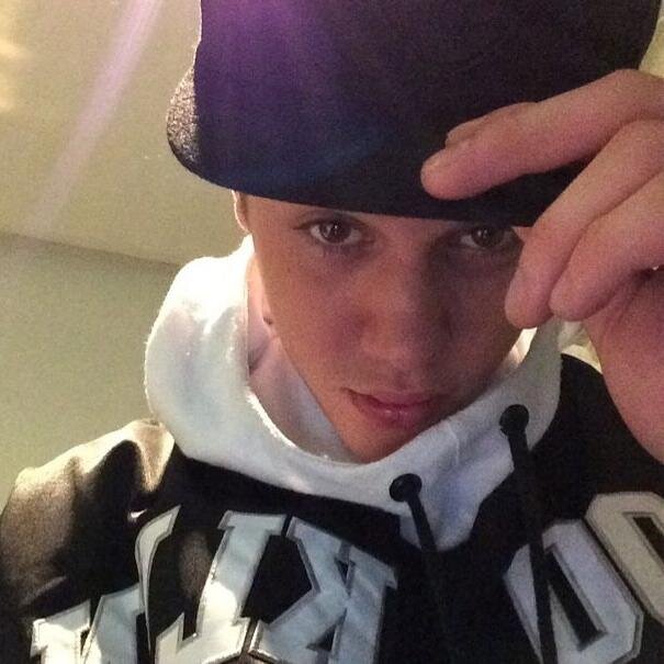 My dream is to meet @justinbieber. He taught me to believe in dreams because I believe in his. I love him dearly. #Belieber #Directioner