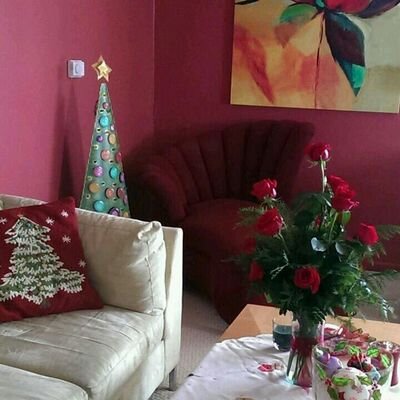 RVanzuuk's profile picture. 