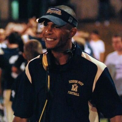 cahenry16's profile picture. 