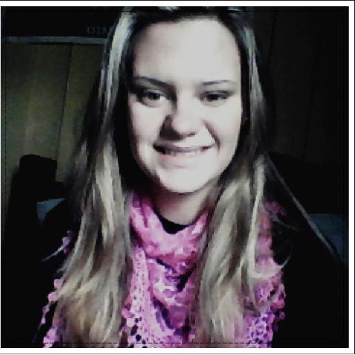 Gaúcha, G-R-E-M-I-S-T-A e apaixonada ! ♥ Namorada do   @MacielKobs ♥ https://t.co/BIJZfoT6Zn