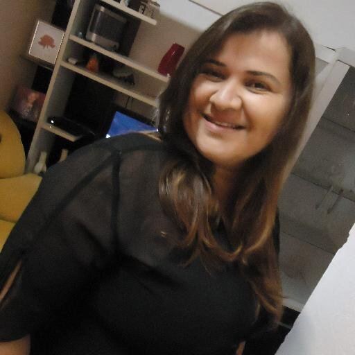 sou evangelica adoro servir e adorar a esse Deus, pois ele e tudo na minha vida. Jesus é o caminho para chegar a Deus. a ele honra e glória. Amém!