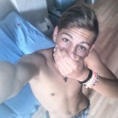 Que las lagrimas del pasado, no se lleven la sonrrisa del presente, ni arruine los sueños del futuro.// instagram: dejariatodoporti_ #sigeme y te sigo.