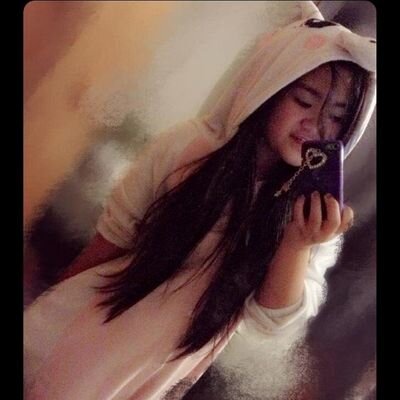 •I'm that socially awkward teen who rather stay at home watch tv series, stalks and read than socialize•