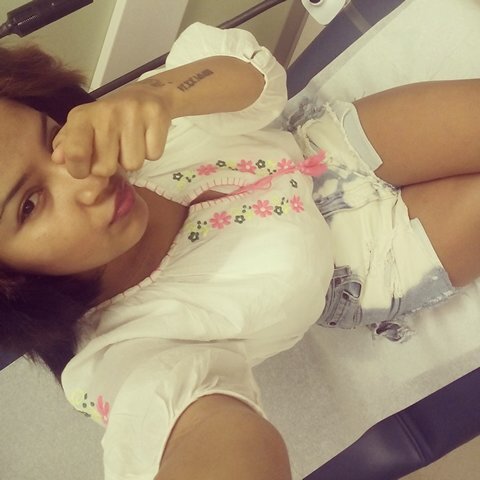 new twitter | IG: @pr3ttyh3r | bby zuri