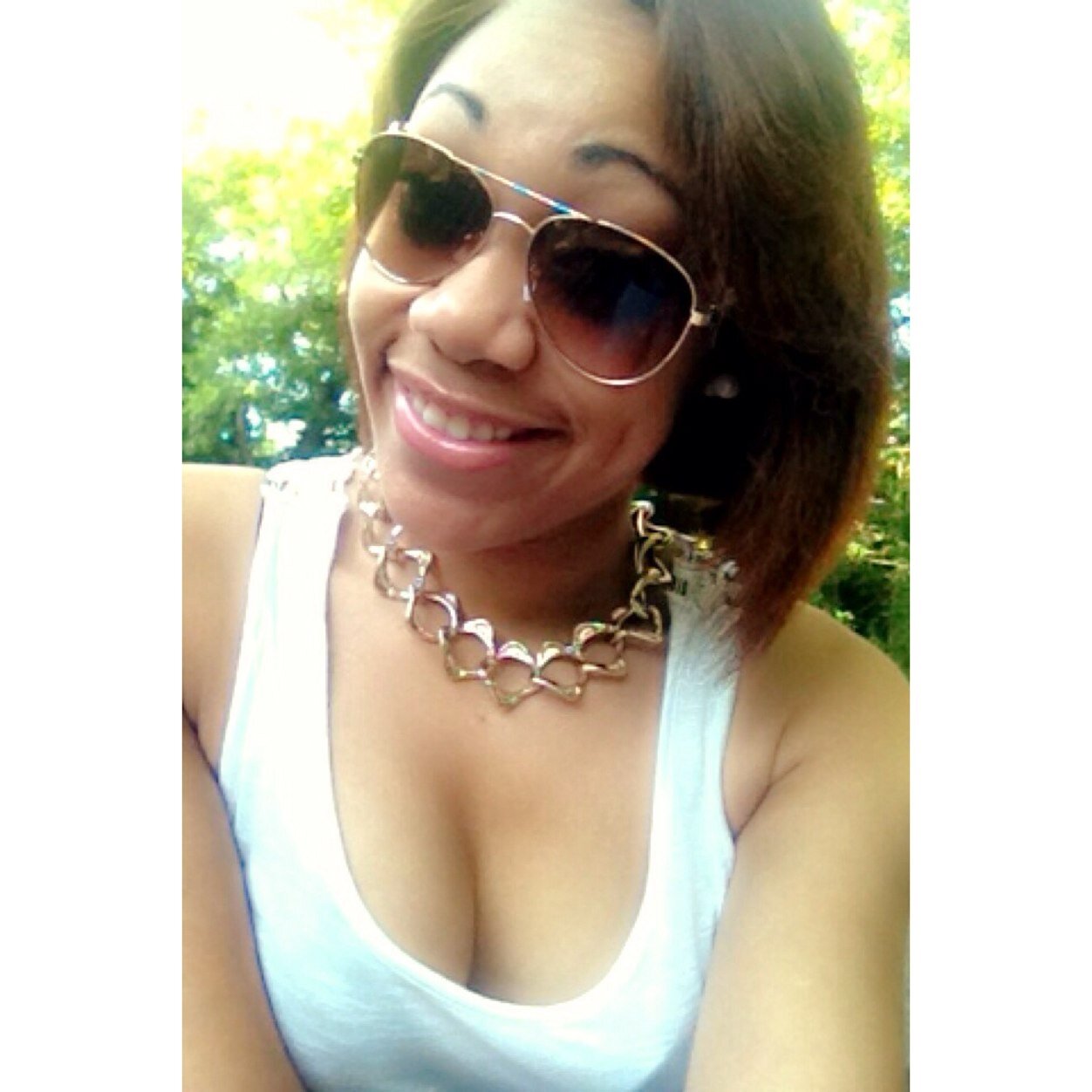 ! College Girl ! Grind hard ! Focused & determined ! Follow Me !