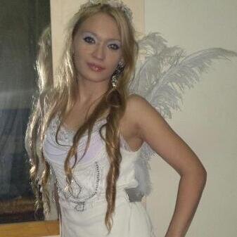 eliana.munoz.3192479@facebook.com
