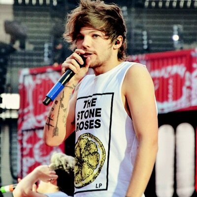 FOLLOW @niallipstik NOT ME!!! AND RT THIS ↓↓↓