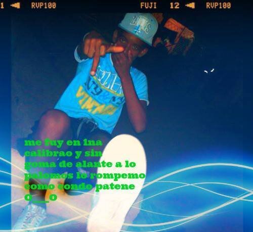 AwW (thu FlAkItOO) DiSk cOn tWiTtEr
SiGuEmE En Fb =:_= 
Bråûny Tûĥ Flăkitøő Důrăn