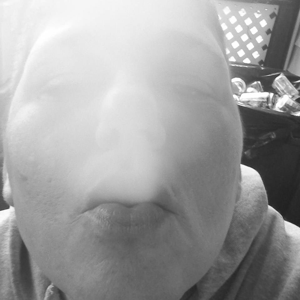 Exhaling bong swats on avi's since 2013*LGBT/420 FRIENDLY @GinaH9 is my lady & @psychogoddess is my favoritest