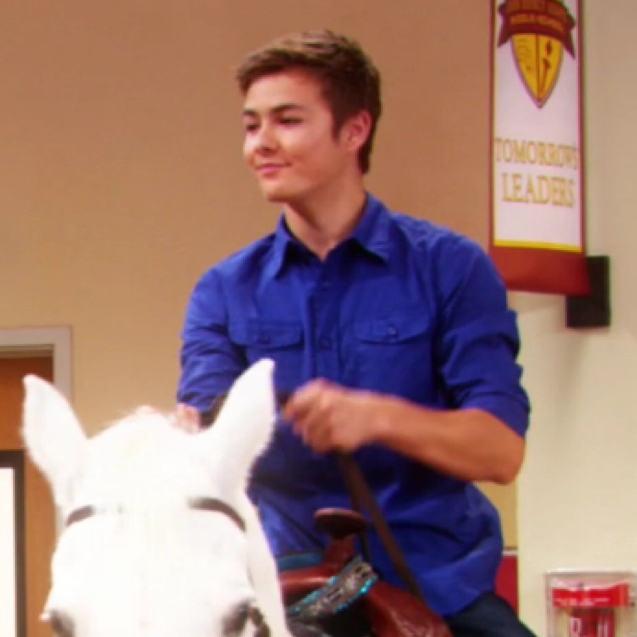 Howdy, it's Lucas. Also known as the cowboy in the city. Good manners and common sense are the key! [Roleplay, Not Peyton, he is @peytonmeyer9] #GirlMeetsWorld